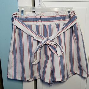 NO COMMENT stripped blue and red flowy short